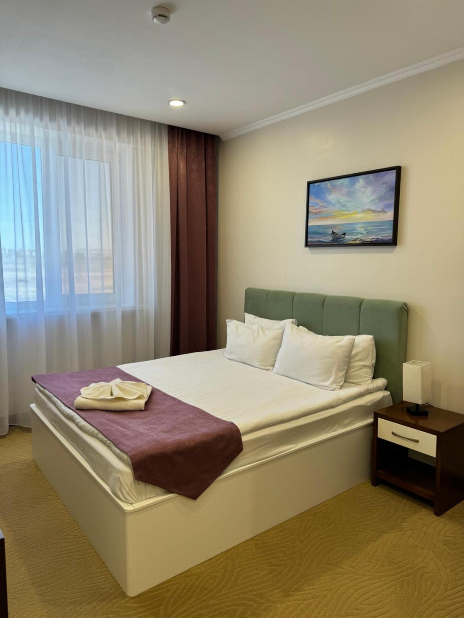 Sulo Atyrau Hotel Bagian luar foto
