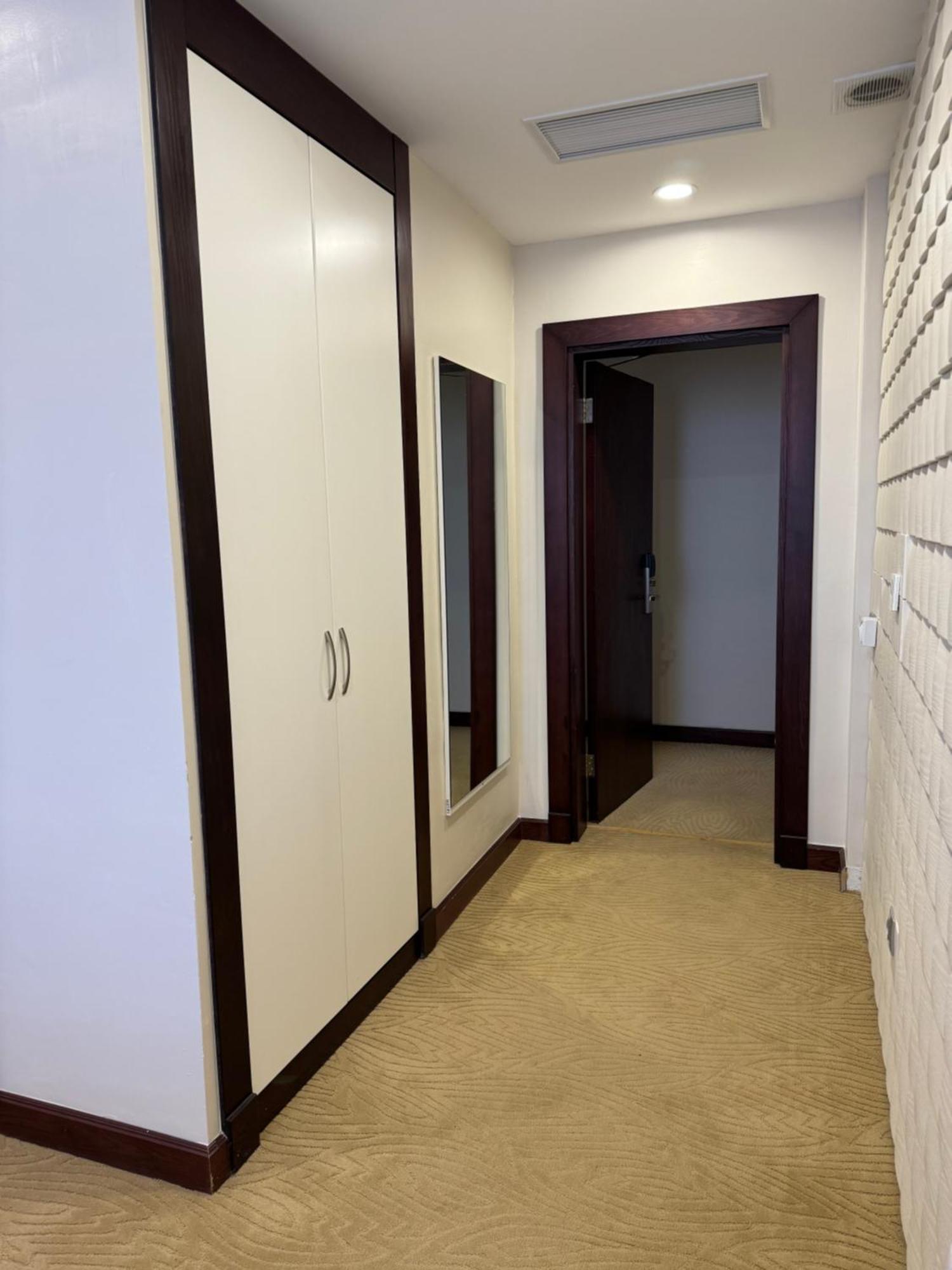 Sulo Atyrau Hotel Bagian luar foto